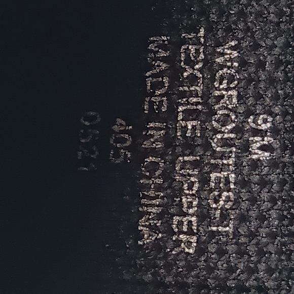 Guess - Picture 2 of 9